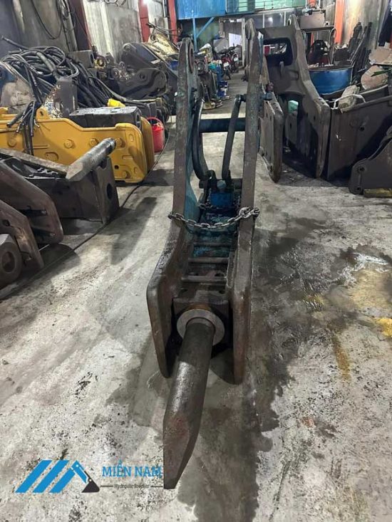 buaphadamiennam bua pha da cu thbb512